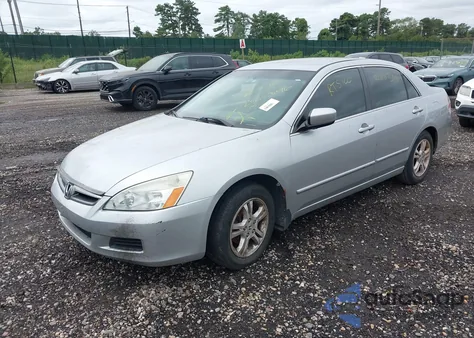 2007 Honda Accord 2.4 Se z USA, uszkodzony, nr VIN 1HGCM56307A174530